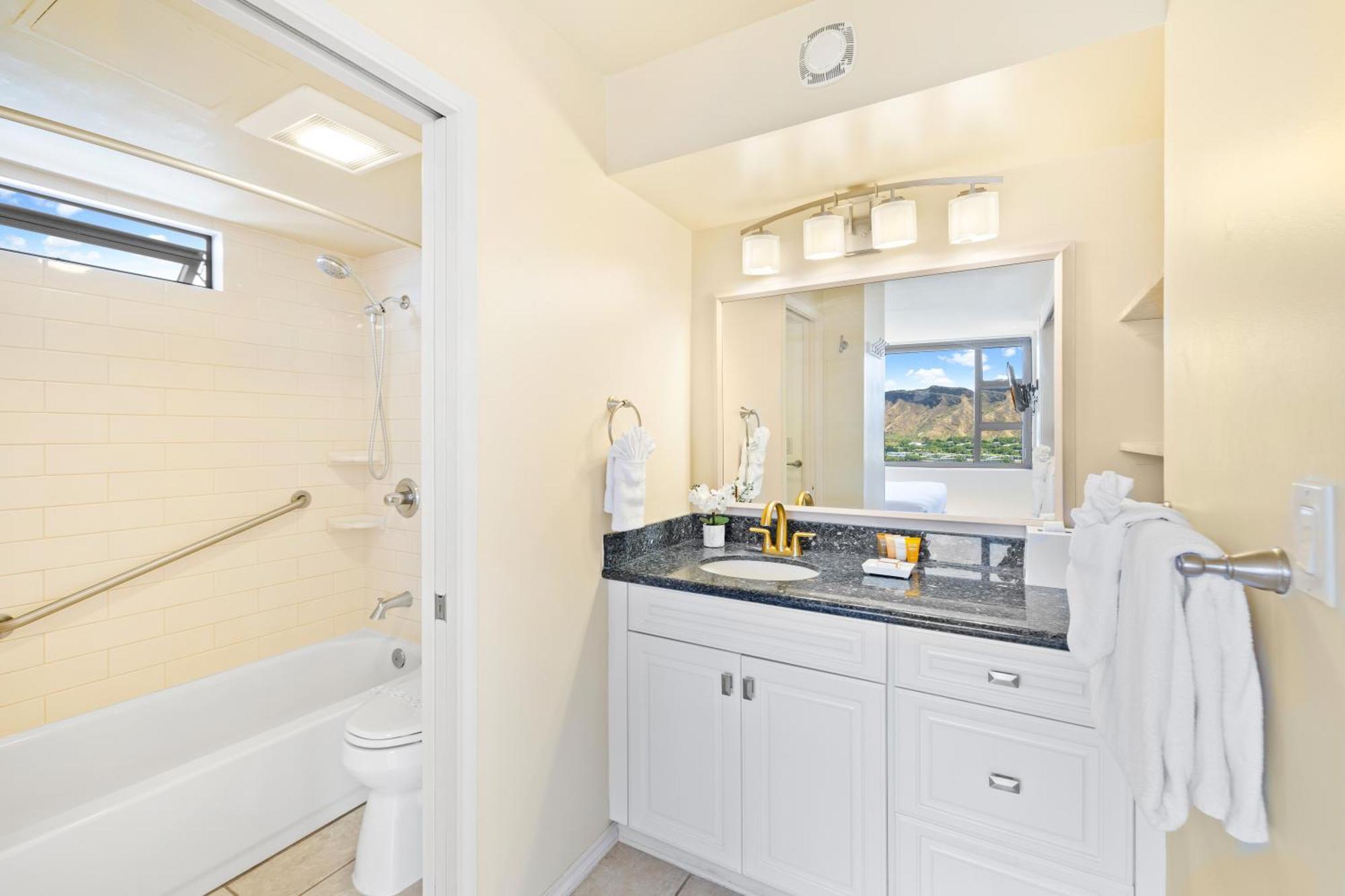 Diamond Head Views Retreat With Free Parking & Near Waikiki Beach! Гонолулу Екстер'єр фото